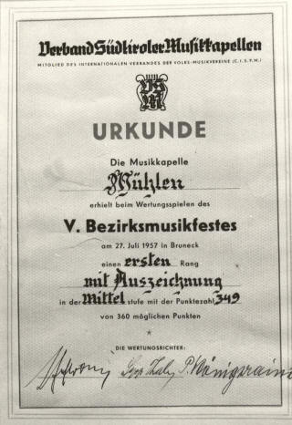 1. Rang mit Auszeichnung beim V. Bezirksmusikfest in Bruneck